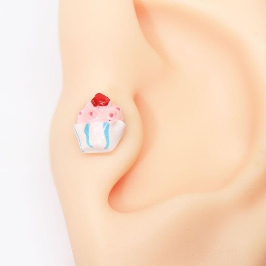 Piercing Cupcake