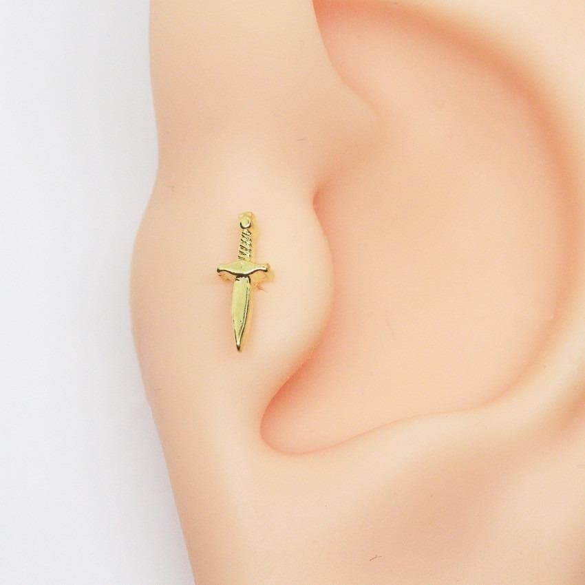 Piercing de Adaga Folheada a Ouro