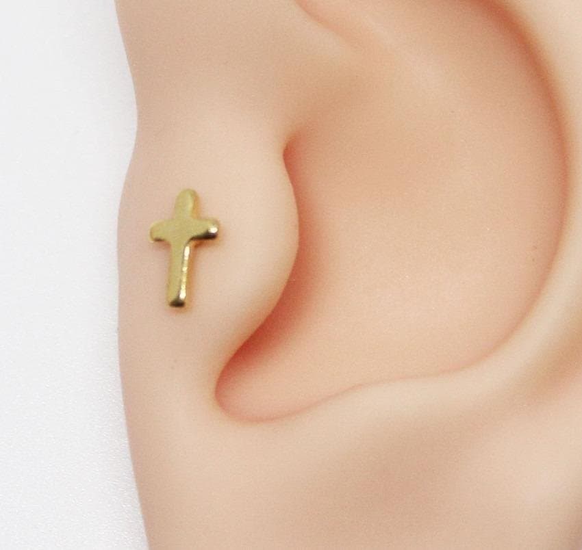 Piercing Tragus Cruz Folheado