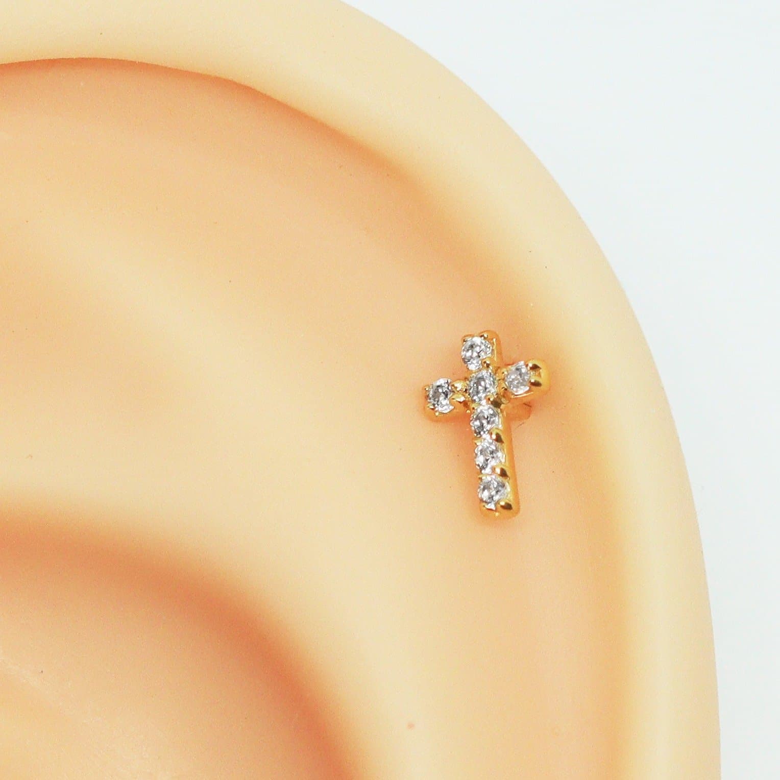 Piercing Hélix Cruz em Ouro 18K