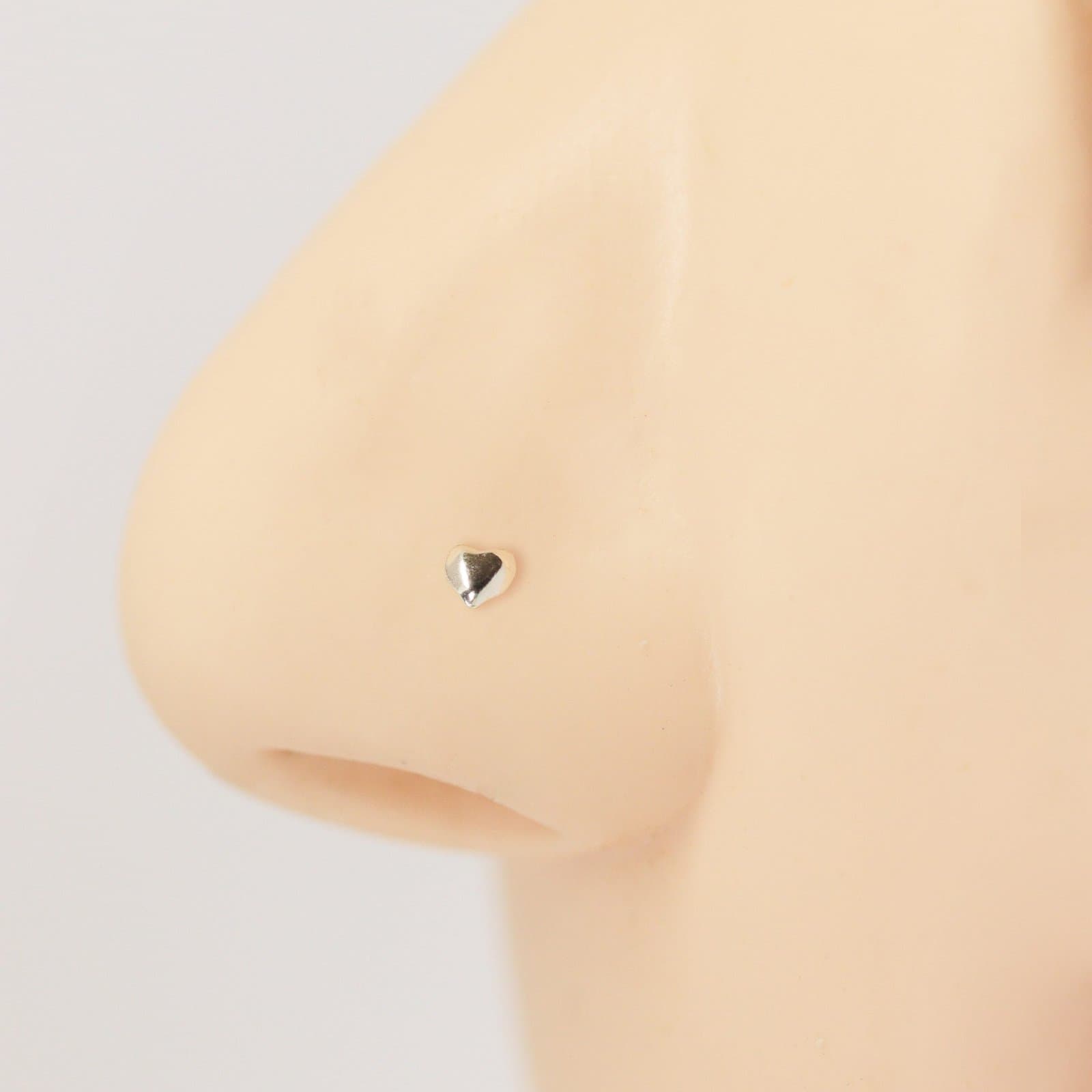 Piercing Nostril Coração em Prata 925
