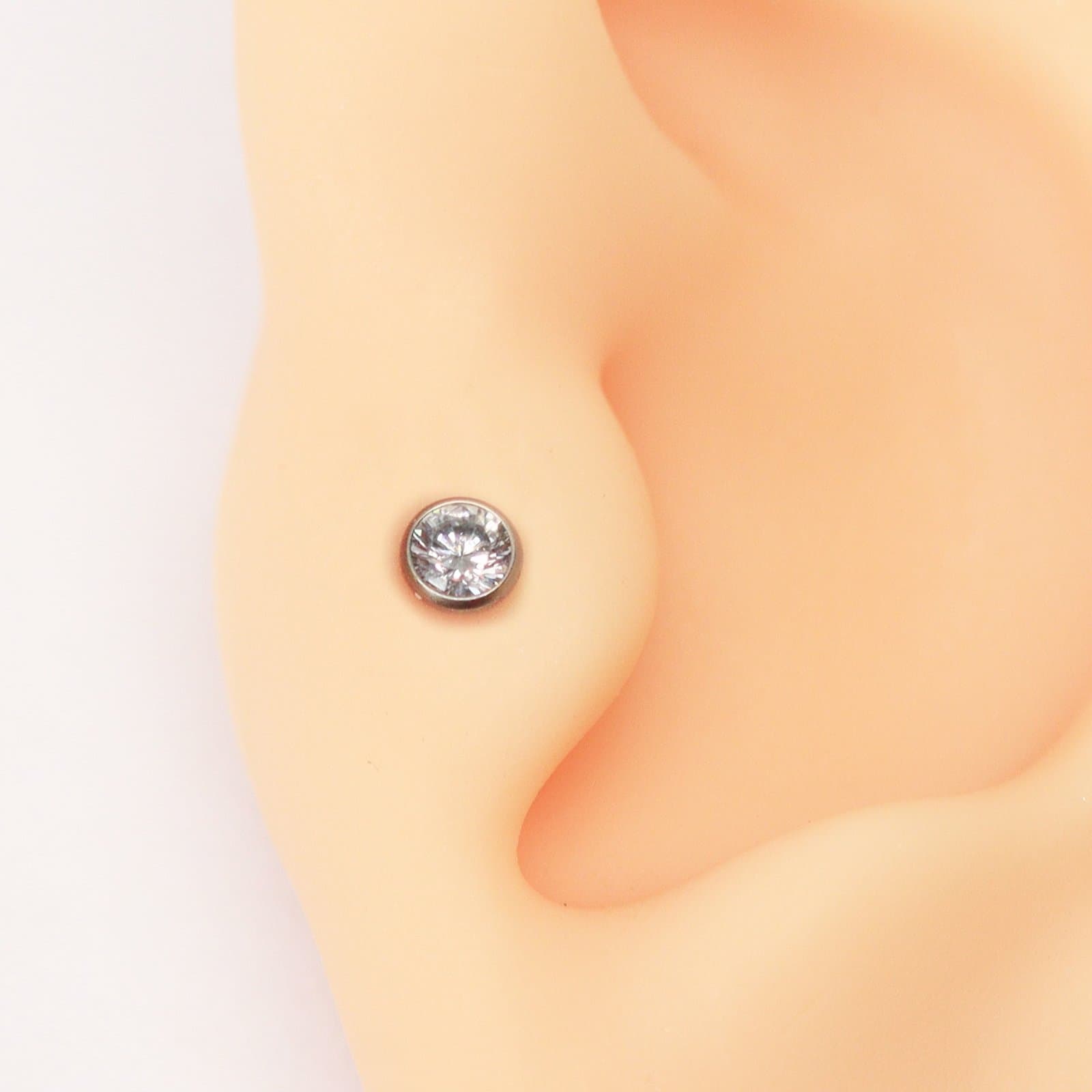 Piercings Trágus Labret Australiano Pedra 3mm Titânio Natural Push In