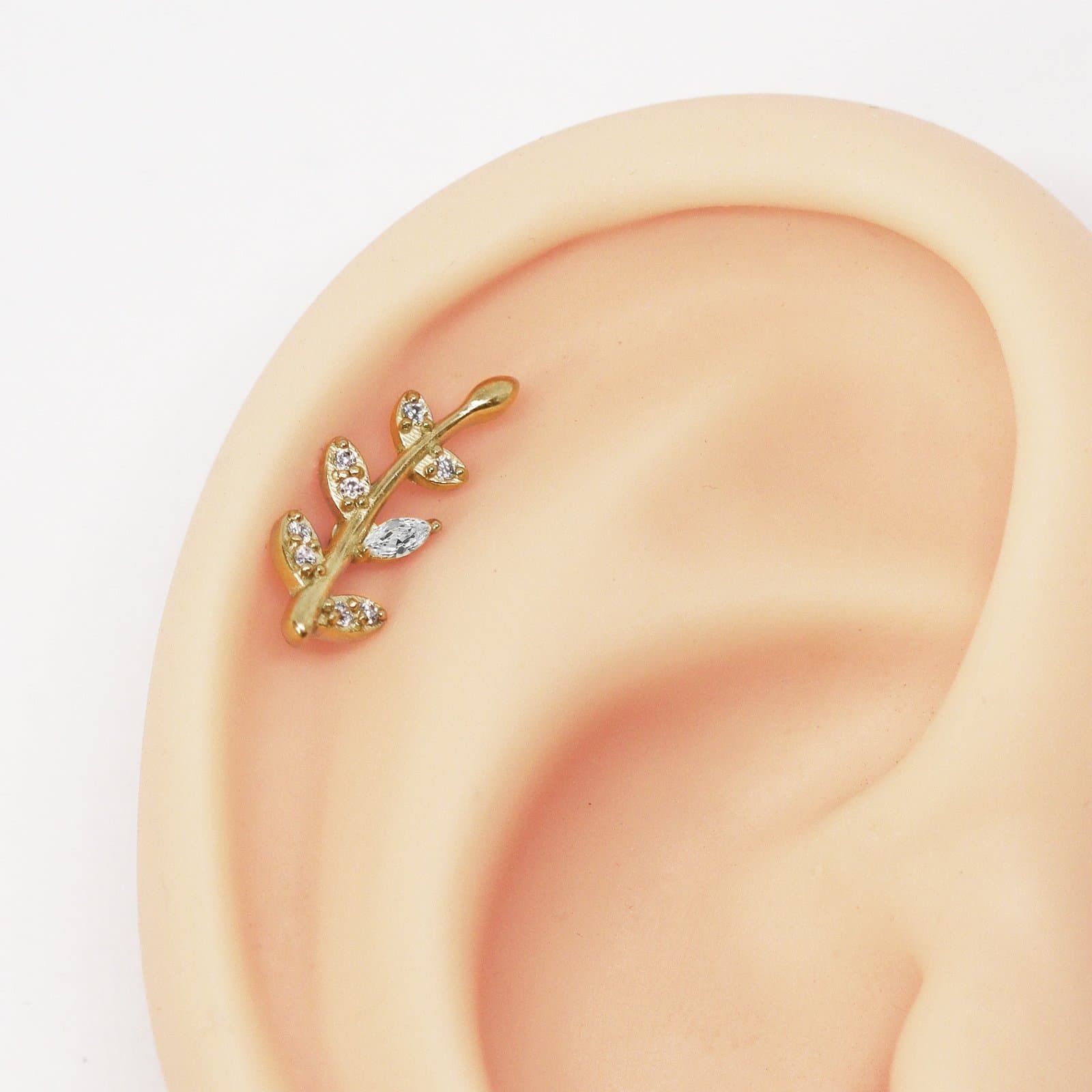 Piercing Hélix Cluster Ramo Cravejado no Aço Cirúrgico PVD Gold (Orelha direita)