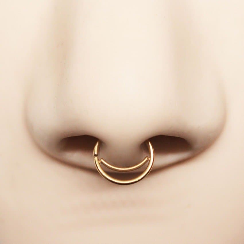 Piercing Septo Argola Meia Lua Aço PVD Dourado