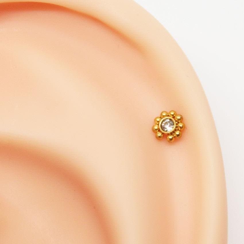 Piercing Hélix Mini Labret Petit Fleur com Cristal Zircônias Aço PVD Gold